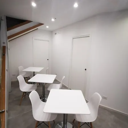 فندق مبيت وإفطار President House ماتيرا