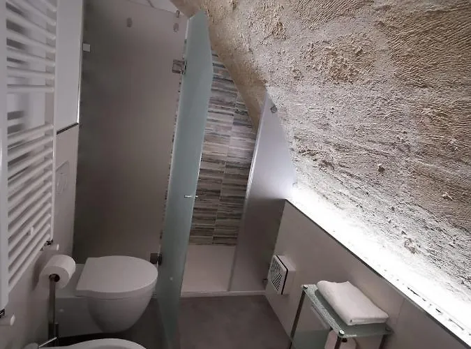 Bed & Breakfast President House